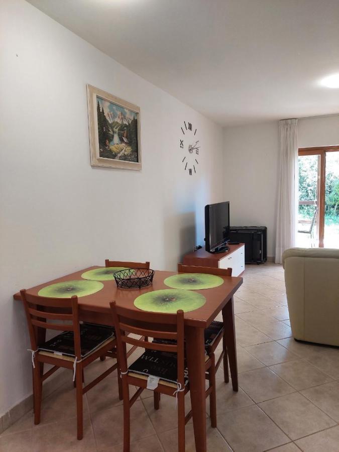 Fortuna Apartment Tar-Vabriga Exterior photo