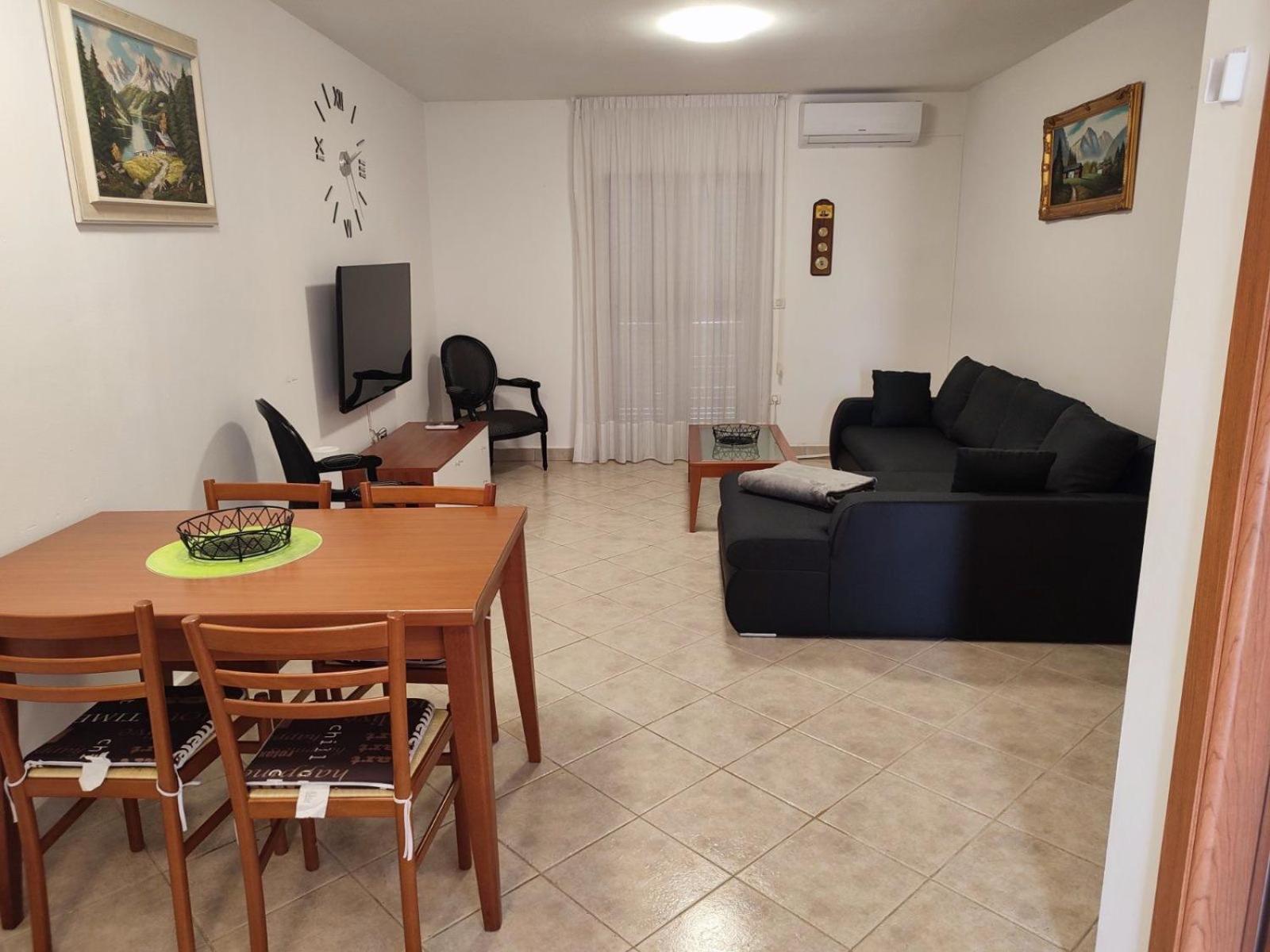 Fortuna Apartment Tar-Vabriga Exterior photo